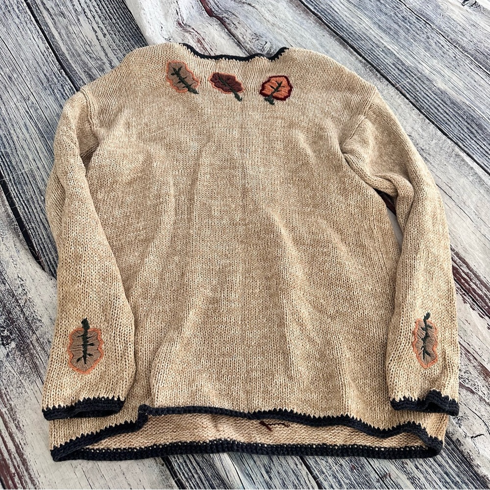 Vintage White Stag Cozy Bear Raking Leaves Oversized Sweater - Picture 3 of 8